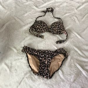 👙Leopard print BIKINI! size XS & S.
